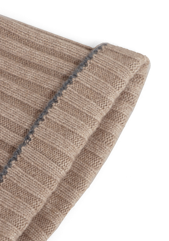 шапка Brunello Cucinelli M2240900